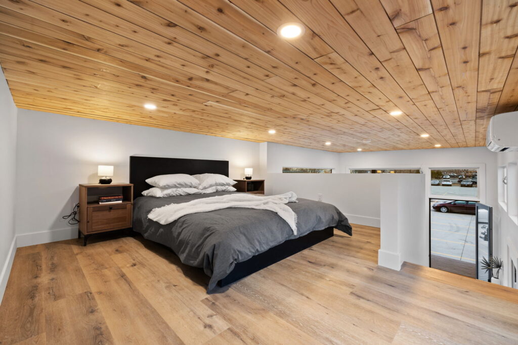 30 web or mls 7j4a0345